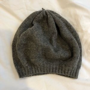 Gray 100% cashmere beret